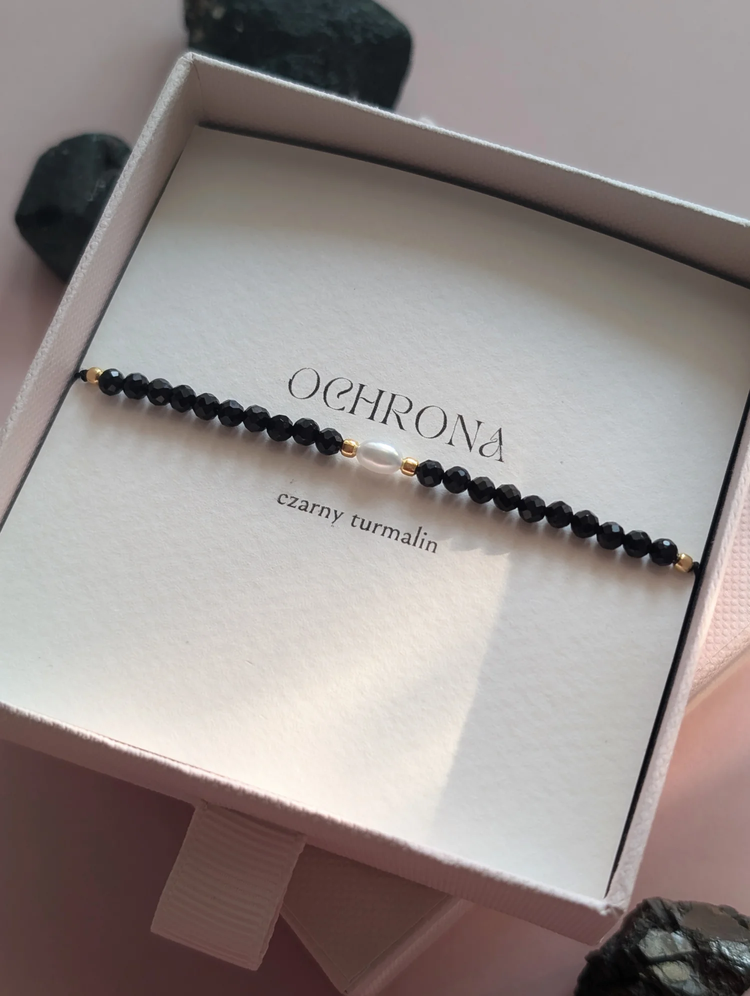 Bransoletka Ochrona z czarnym turmalinem i perłą