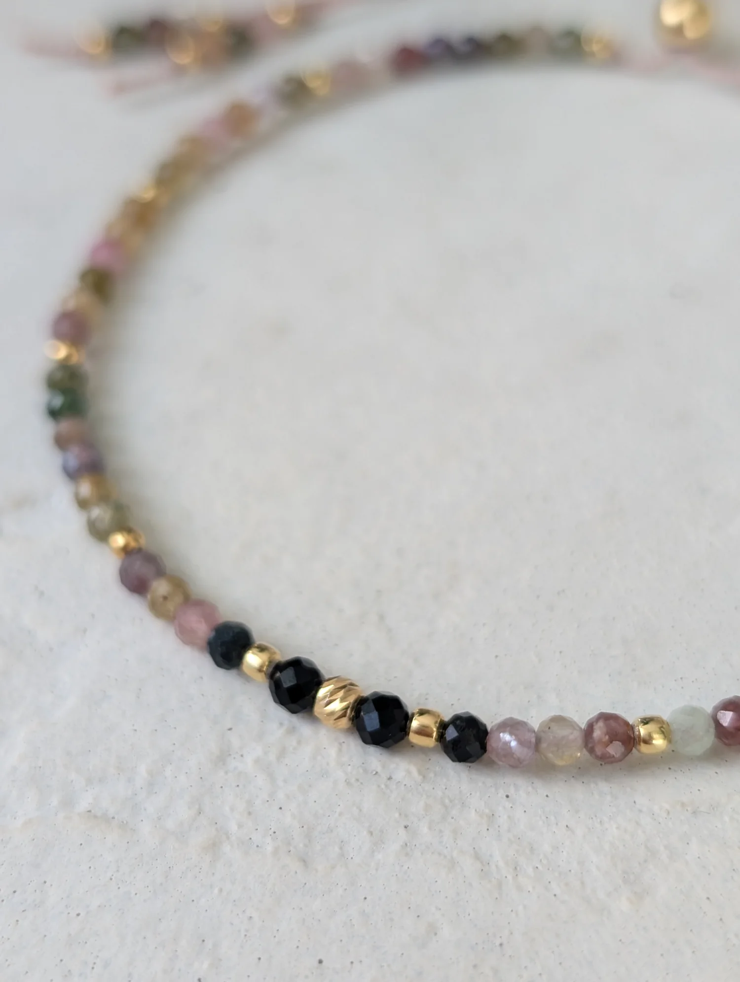 Bransoletka z kolorowego turmalinu 