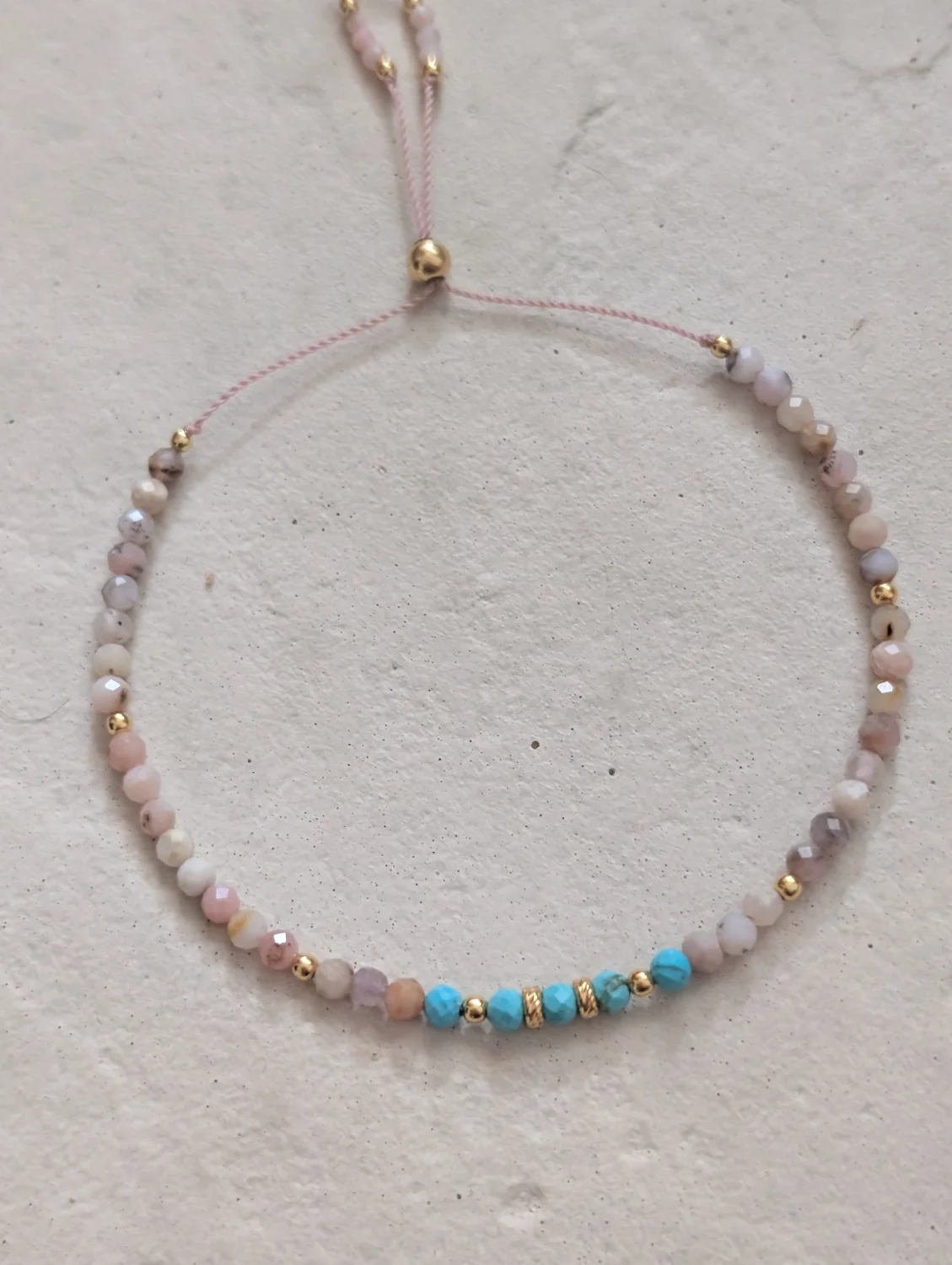 Bransoletka z opalu peruwiańskiego i magnezytu